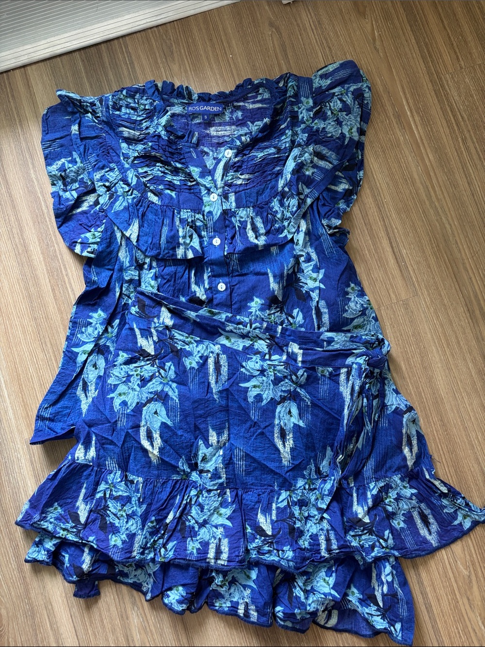 Women's Blue Floral Ruffle Top